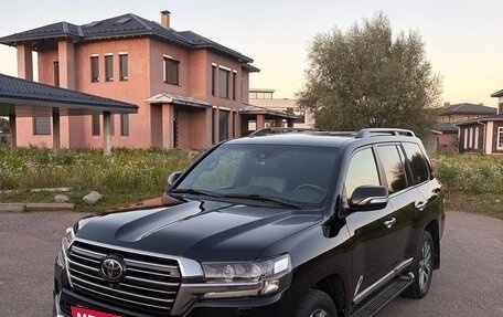 Toyota Land Cruiser 200, 2017 год, 6 290 000 рублей, 25 фотография