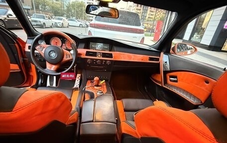 BMW M5, 2005 год, 4 900 000 рублей, 29 фотография