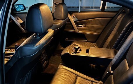 BMW 5 серия, 2003 год, 900 000 рублей, 10 фотография
