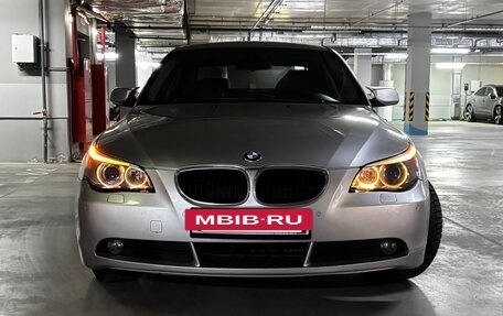 BMW 5 серия, 2003 год, 900 000 рублей, 4 фотография