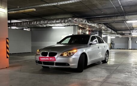 BMW 5 серия, 2003 год, 900 000 рублей, 8 фотография