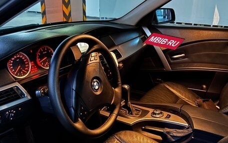 BMW 5 серия, 2003 год, 900 000 рублей, 9 фотография