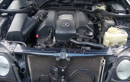 Mercedes-Benz E-Класс, 1999 год, 1 150 000 рублей, 2 фотография
