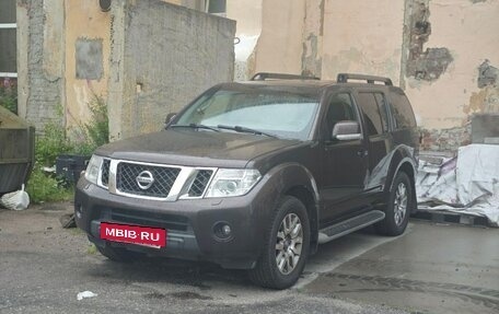 Nissan Pathfinder, 2011 год, 1 400 000 рублей, 10 фотография