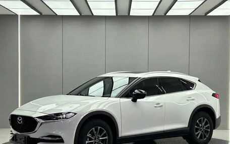 Mazda CX-4, 2023 год, 2 615 548 рублей, 3 фотография