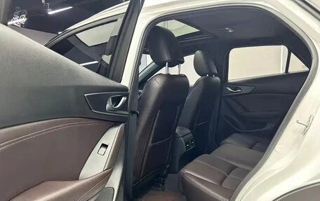 Mazda CX-4, 2023 год, 2 615 548 рублей, 10 фотография
