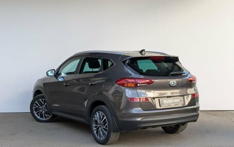 Hyundai Tucson III, 2019 год, 2 390 000 рублей, 11 фотография