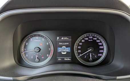 Hyundai Tucson III, 2019 год, 2 390 000 рублей, 26 фотография