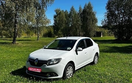 Renault Logan II, 2017 год, 600 000 рублей, 1 фотография