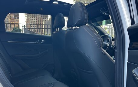 Geely Coolray I, 2025 год, 2 390 000 рублей, 16 фотография