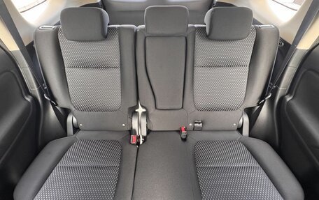 Mitsubishi Outlander III рестайлинг 3, 2018 год, 1 970 000 рублей, 18 фотография