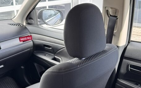 Mitsubishi Outlander III рестайлинг 3, 2018 год, 1 970 000 рублей, 17 фотография