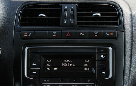 Volkswagen Polo VI (EU Market), 2016 год, 890 000 рублей, 18 фотография