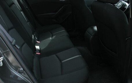 Mazda 3, 2018 год, 1 500 000 рублей, 23 фотография