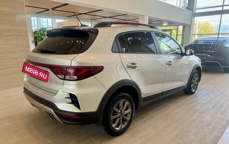 KIA Rio IV, 2021 год, 1 699 990 рублей, 5 фотография