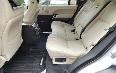 Land Rover Range Rover IV рестайлинг, 2016 год, 3 750 000 рублей, 19 фотография