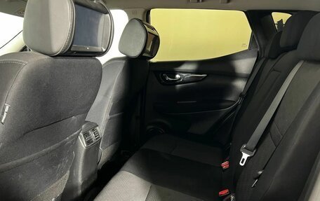 Nissan Qashqai, 2016 год, 1 590 000 рублей, 11 фотография