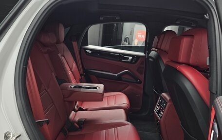 Porsche Cayenne III, 2023 год, 10 760 000 рублей, 7 фотография