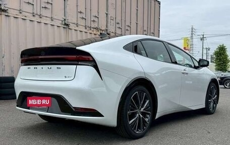 Toyota Prius IV XW50, 2026 год, 3 200 000 рублей, 8 фотография