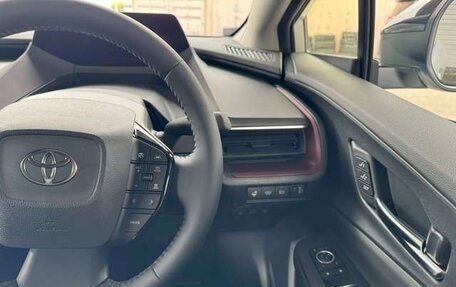 Toyota Prius IV XW50, 2026 год, 3 200 000 рублей, 18 фотография