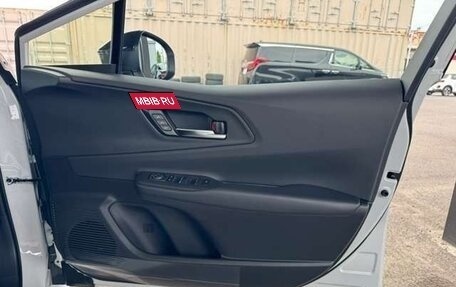 Toyota Prius IV XW50, 2026 год, 3 200 000 рублей, 20 фотография