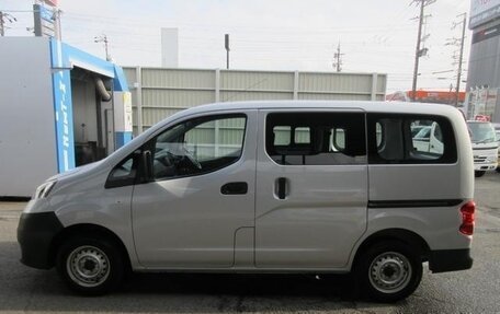 Nissan NV200, 2020 год, 1 200 000 рублей, 7 фотография