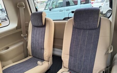 Toyota Sienta I, 2013 год, 694 911 рублей, 18 фотография