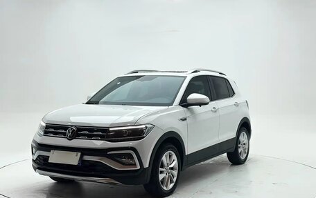 Volkswagen T-Cross I, 2022 год, 1 940 000 рублей, 1 фотография