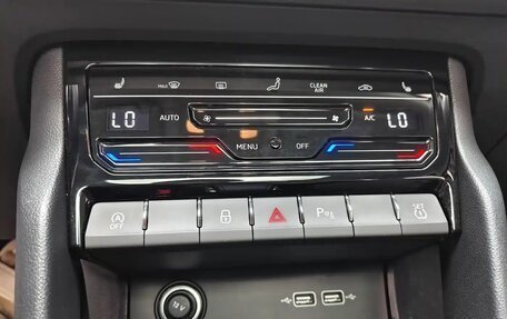 Skoda Karoq I, 2022 год, 2 095 000 рублей, 11 фотография