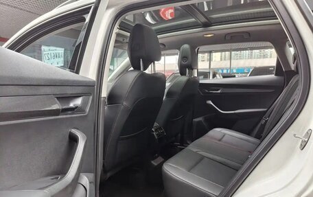 Skoda Karoq I, 2022 год, 2 095 000 рублей, 13 фотография