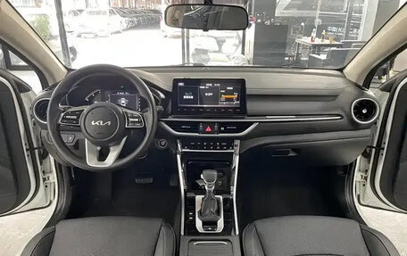 KIA K3, 2022 год, 1 375 911 рублей, 11 фотография
