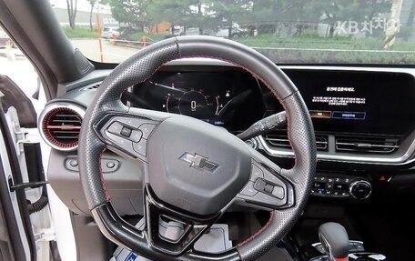 Chevrolet Trax, 2023 год, 1 590 000 рублей, 8 фотография