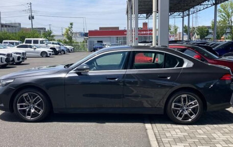 BMW 5 серия, 2026 год, 3 960 000 рублей, 4 фотография