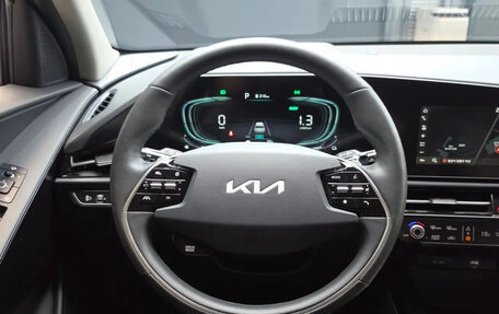KIA Niro, 2023 год, 1 872 000 рублей, 8 фотография