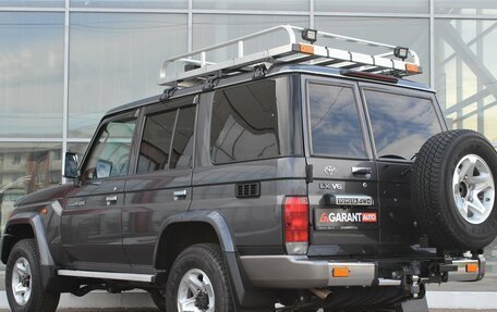 Toyota Land Cruiser 70, 2022 год, 7 390 000 рублей, 4 фотография