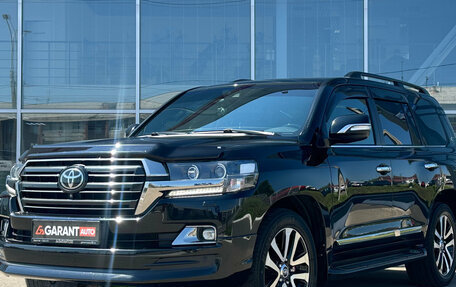 Toyota Land Cruiser 200, 2017 год, 6 380 000 рублей, 24 фотография