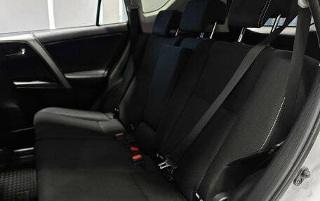 Toyota RAV4, 2016 год, 2 460 000 рублей, 12 фотография