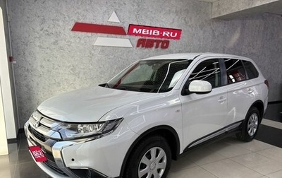 Mitsubishi Outlander III рестайлинг 3, 2018 год, 1 695 000 рублей, 1 фотография