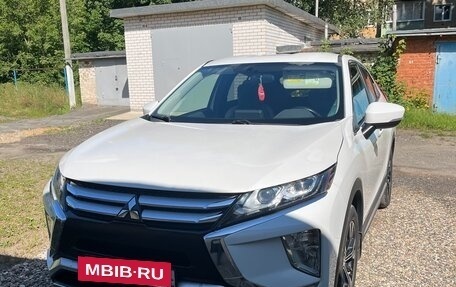Mitsubishi Eclipse Cross, 2018 год, 1 870 000 рублей, 3 фотография