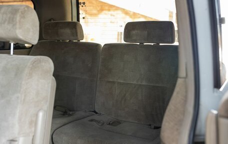 Honda Stepwgn II рестайлинг, 2001 год, 600 000 рублей, 15 фотография