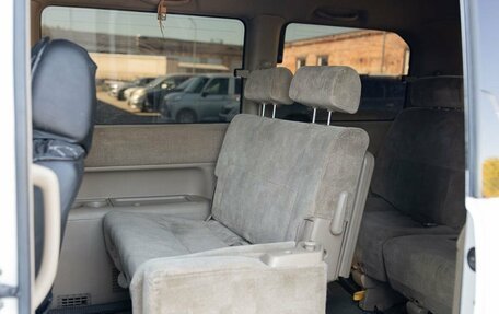 Honda Stepwgn II рестайлинг, 2001 год, 600 000 рублей, 16 фотография