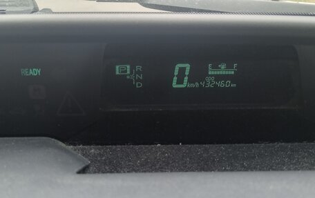 Toyota Prius, 2007 год, 450 000 рублей, 4 фотография