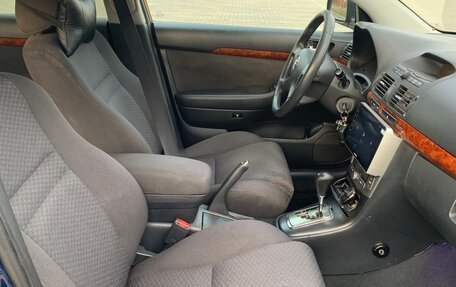 Toyota Avensis III рестайлинг, 2006 год, 899 999 рублей, 15 фотография