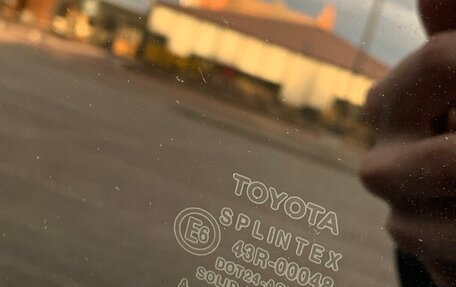 Toyota Avensis III рестайлинг, 2006 год, 899 999 рублей, 19 фотография