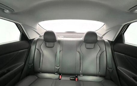 Hyundai Elantra, 2023 год, 1 780 000 рублей, 8 фотография