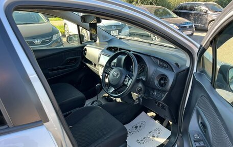 Toyota Vitz, 2018 год, 859 000 рублей, 14 фотография