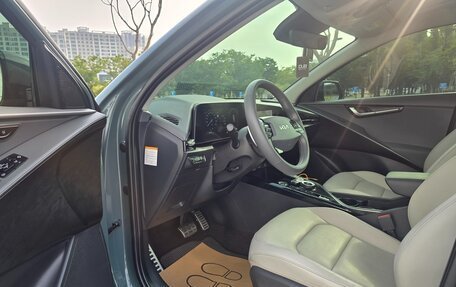 KIA Niro, 2022 год, 2 230 000 рублей, 8 фотография