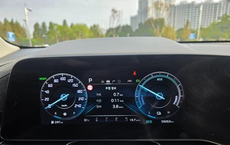 KIA Niro, 2022 год, 2 230 000 рублей, 13 фотография