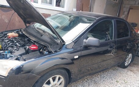 Ford Focus II рестайлинг, 2005 год, 300 000 рублей, 3 фотография