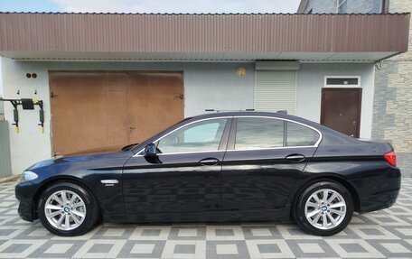 BMW 5 серия, 2011 год, 2 050 000 рублей, 2 фотография